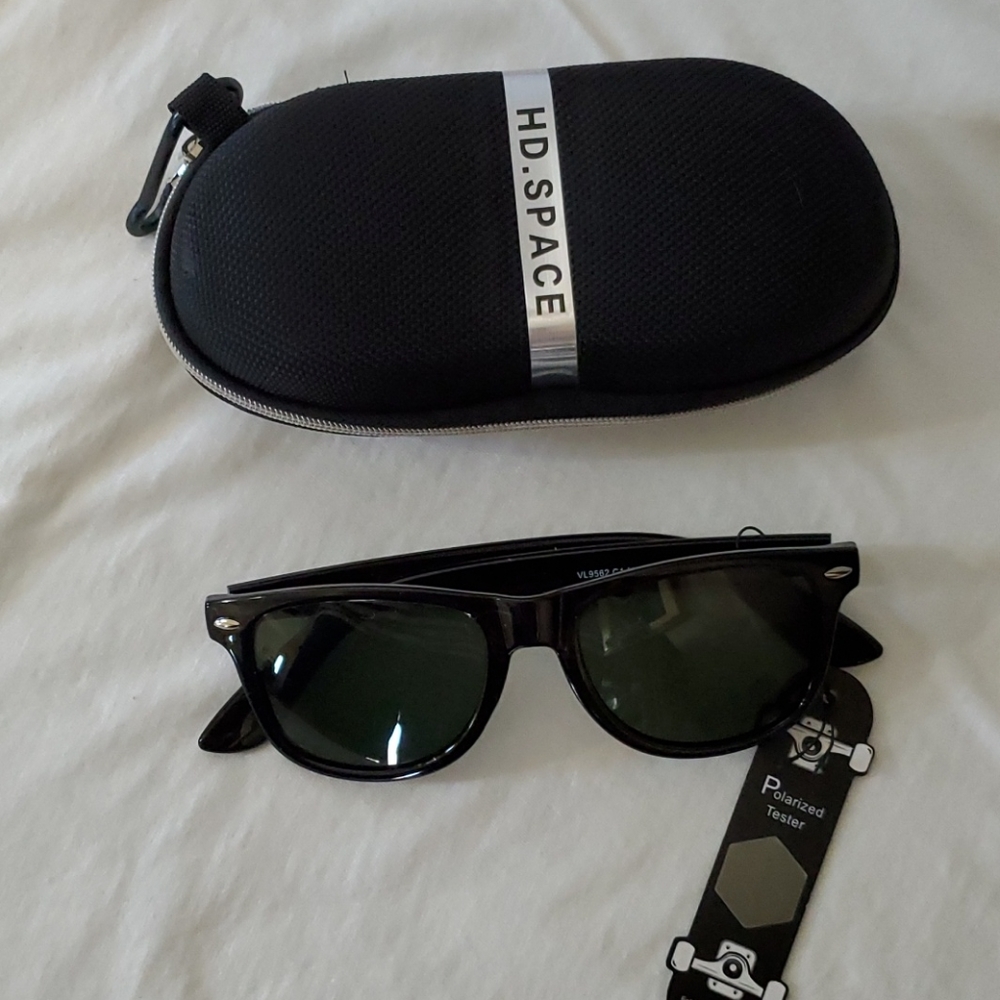 HD.Space Unisex Polarized Deep Black Sunglasses